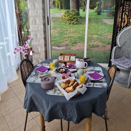 Les Cedres Bleus Bed and Breakfast Saint-Medard-de-Mussidan Εξωτερικό φωτογραφία